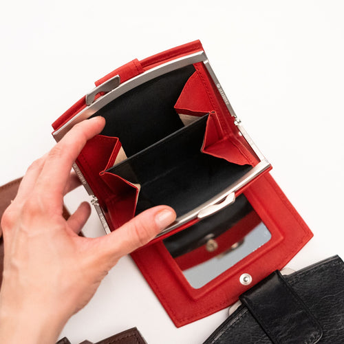 Moteriška odinė piniginė su veidrodėliu Papillon Nr. 24 - luxu.lt